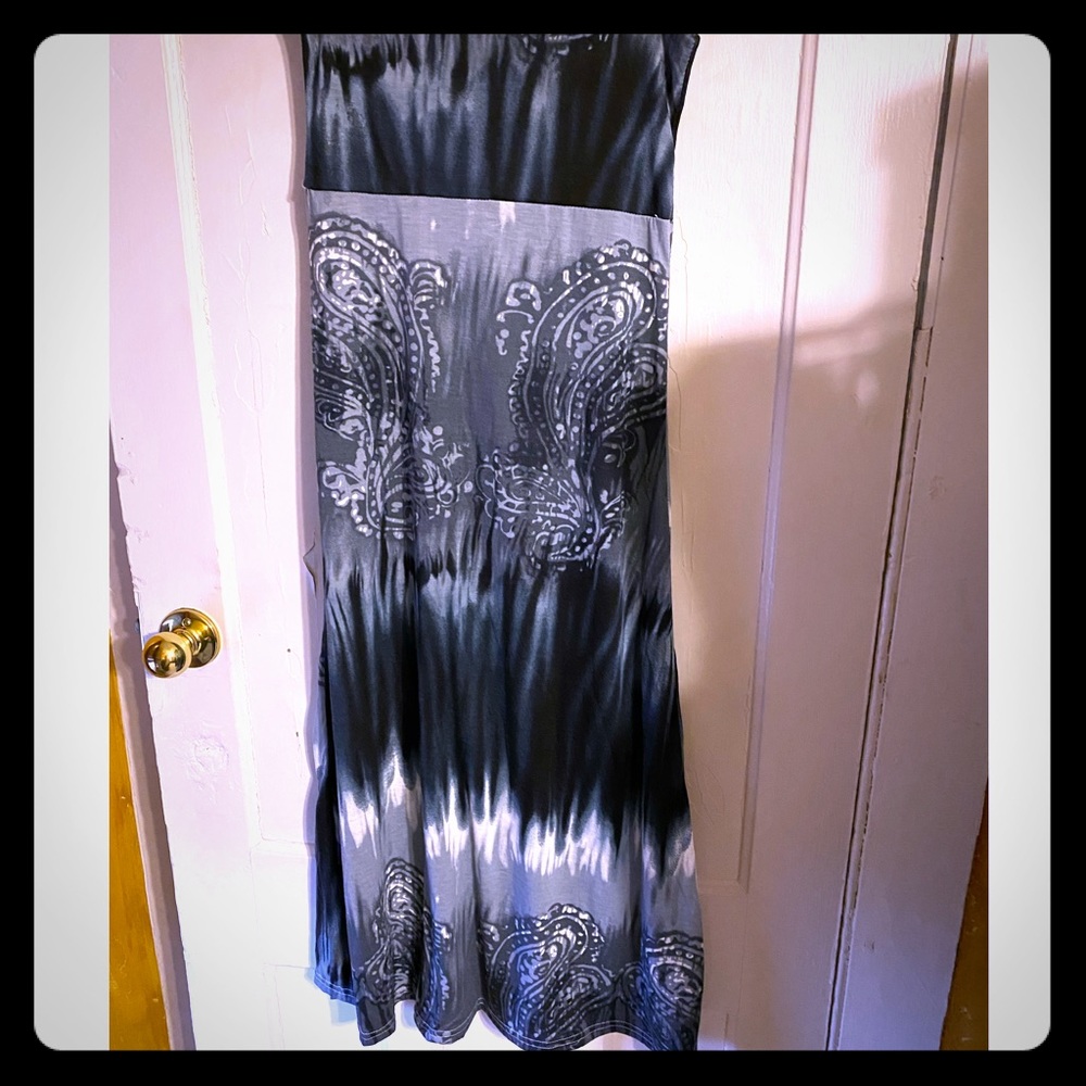 Gray/blue print maxi skirt by True Rock size M